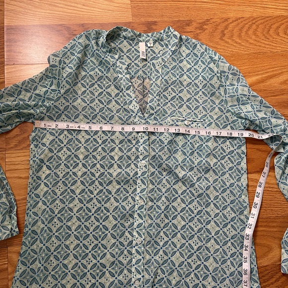 Kut Blouse size M - Picture 7 of 8